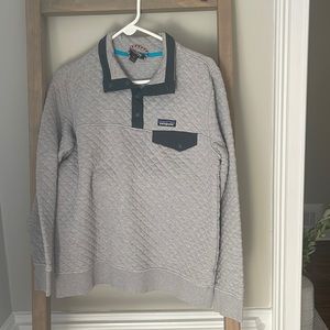 Patagonia Pull Over size Medium. Worn once